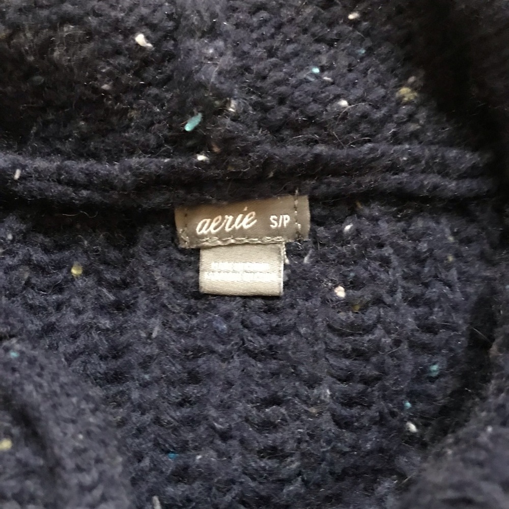 Sweater - Picture 4 of 4